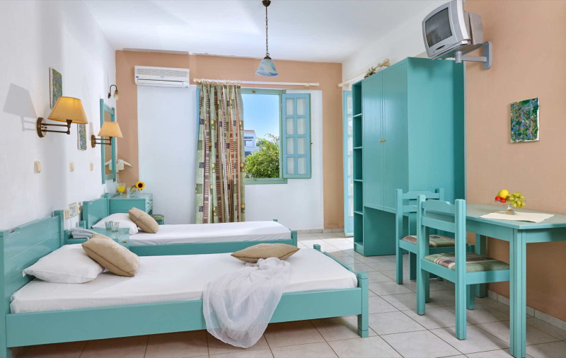 Klio Aparthotel