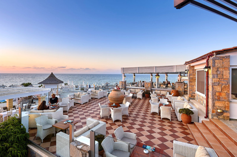 Alexander Beach Hotel & Village Resort