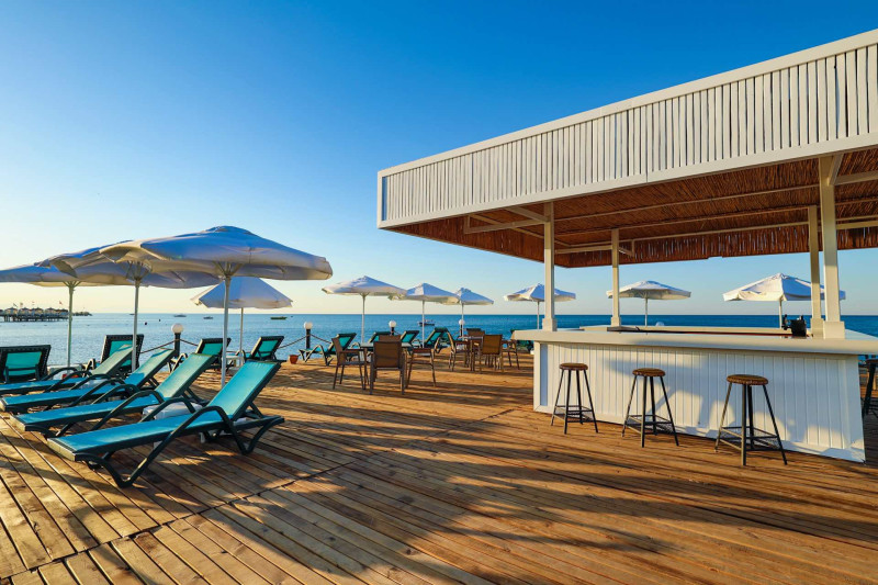 Crystal Centro Pearl Collection