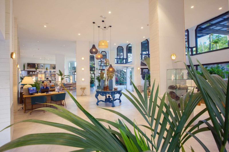 Corallium Beach by Lopesan Hotels