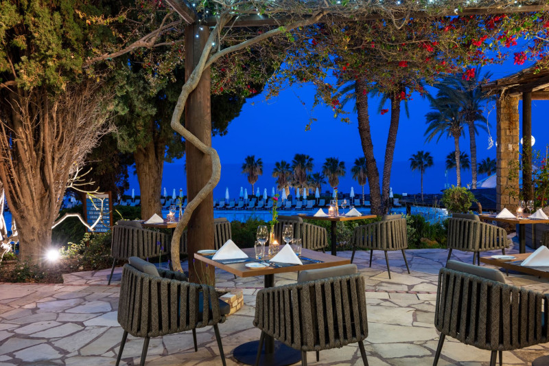 Coral Beach Hotel & Resort