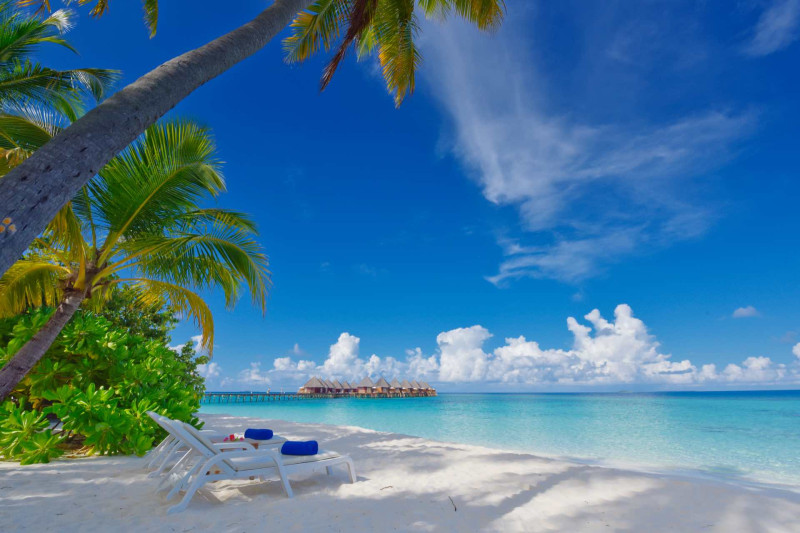 Angaga Island Resort & Spa