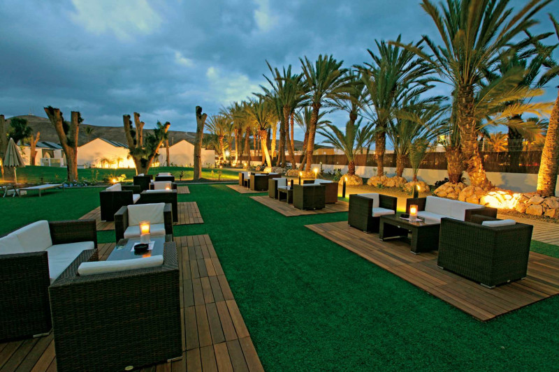 R2 Romantic Fantasia Dream