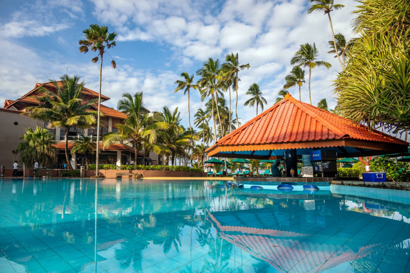 Royal Palms Beach Hotel