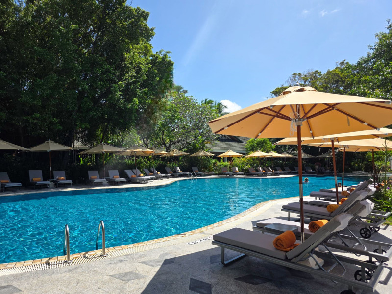 Sheraton Maldives Full Moon Resort & Spa