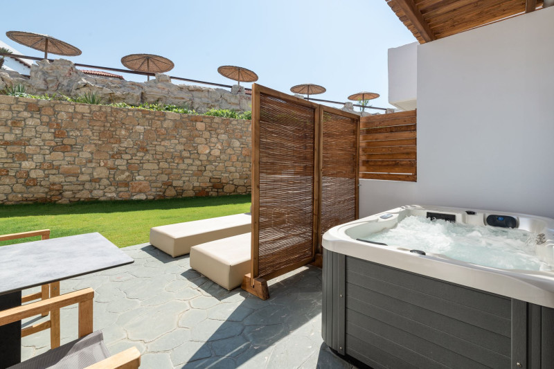 Costa Lindia Beach Resort & Spa