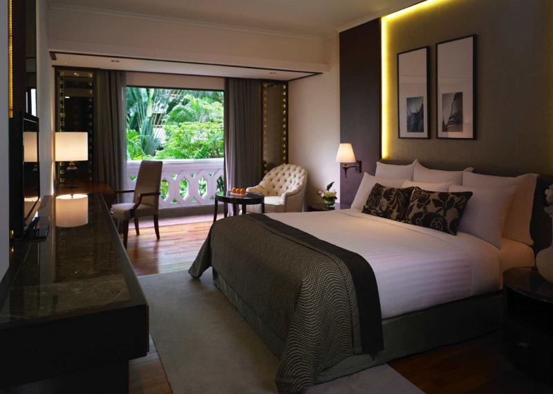 Anantara Riverside Bangkok Resort