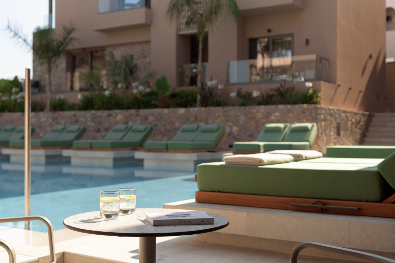 Paralos Venus Suites