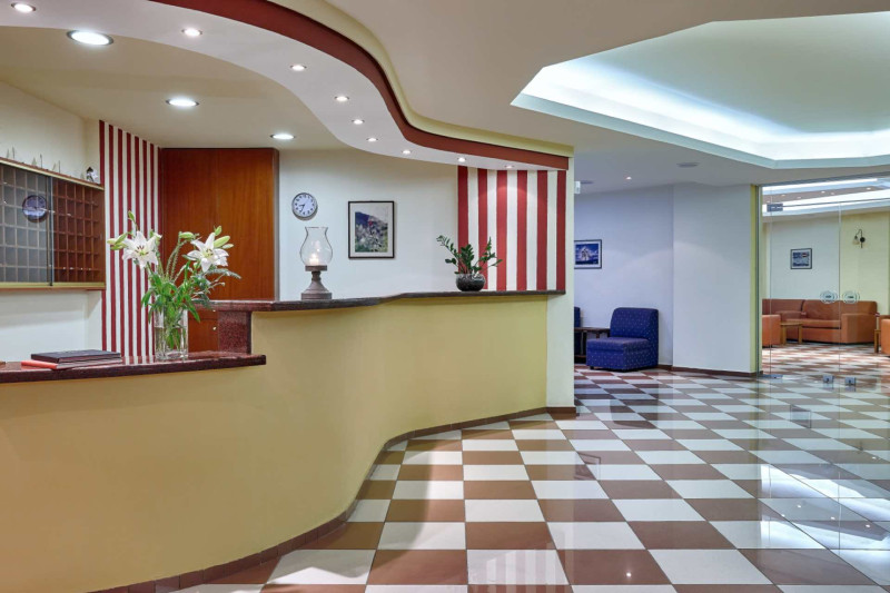 Klio Aparthotel