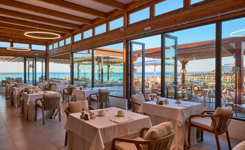 Universal Grand León & Spa