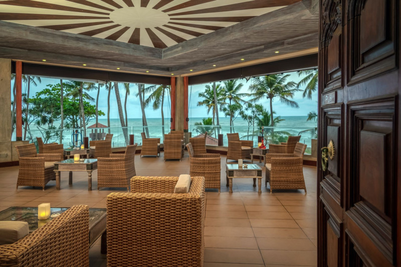 Royal Palms Beach Hotel