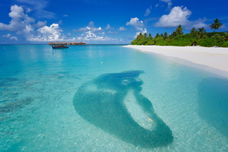 Angaga Island Resort & Spa