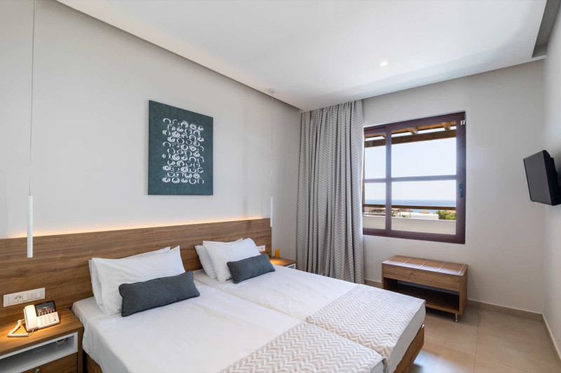 Costa Lindia Blue Star Resort & Spa