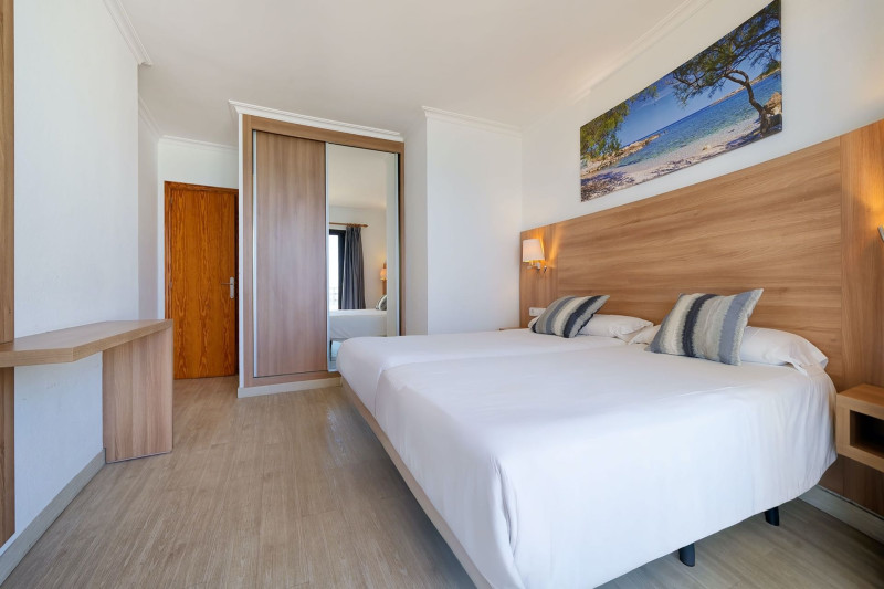 R2 Cala Millor Beach Appartements