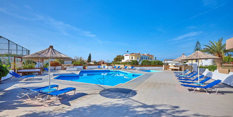Klio Aparthotel