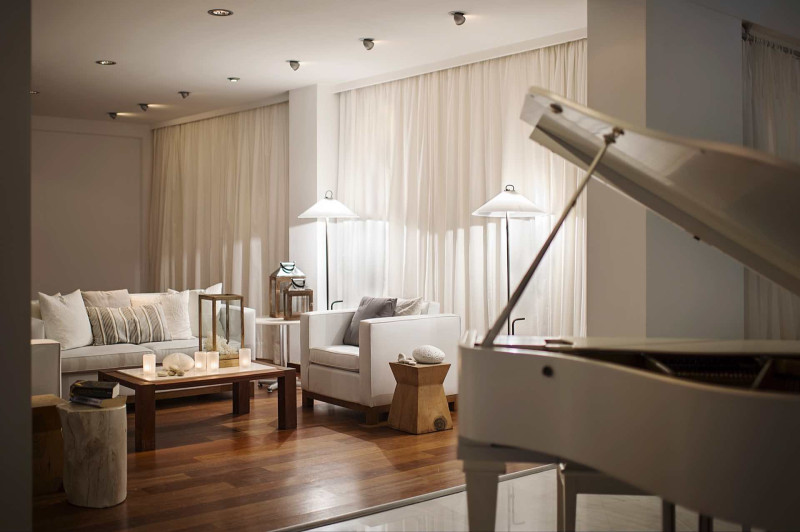 Grecian Sands Hotel