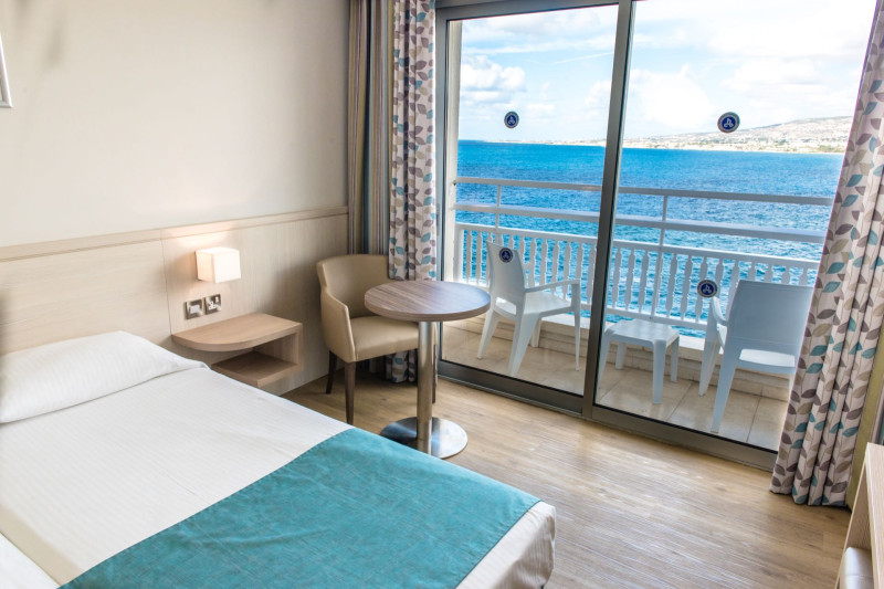 Cynthiana Beach Hotel