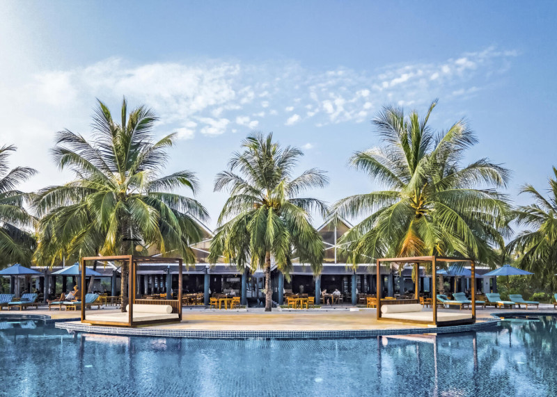 Furaveri Island Resort & Spa