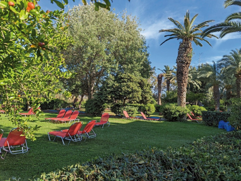 Apollonia Beach Resort & Spa ●●●●●