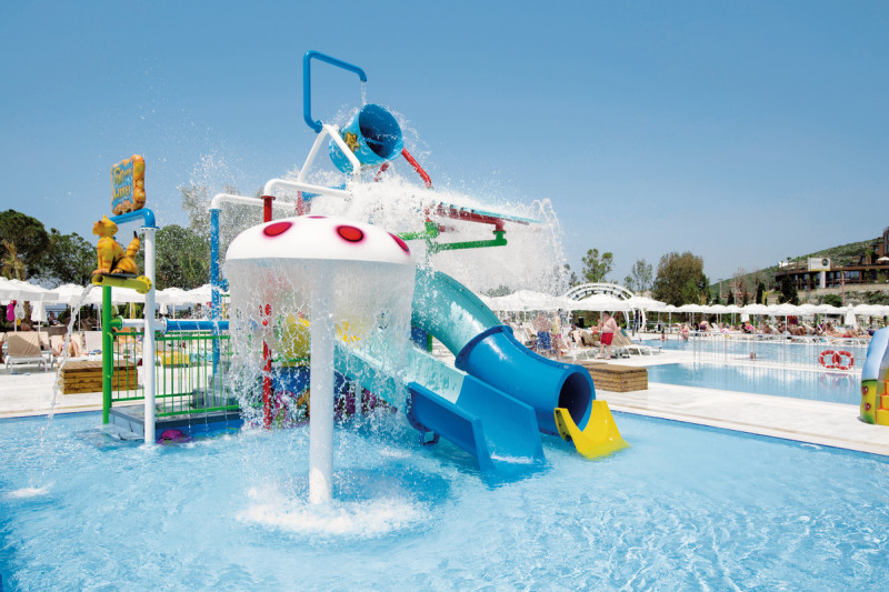 Ramada Resort Kusadasi & Golf