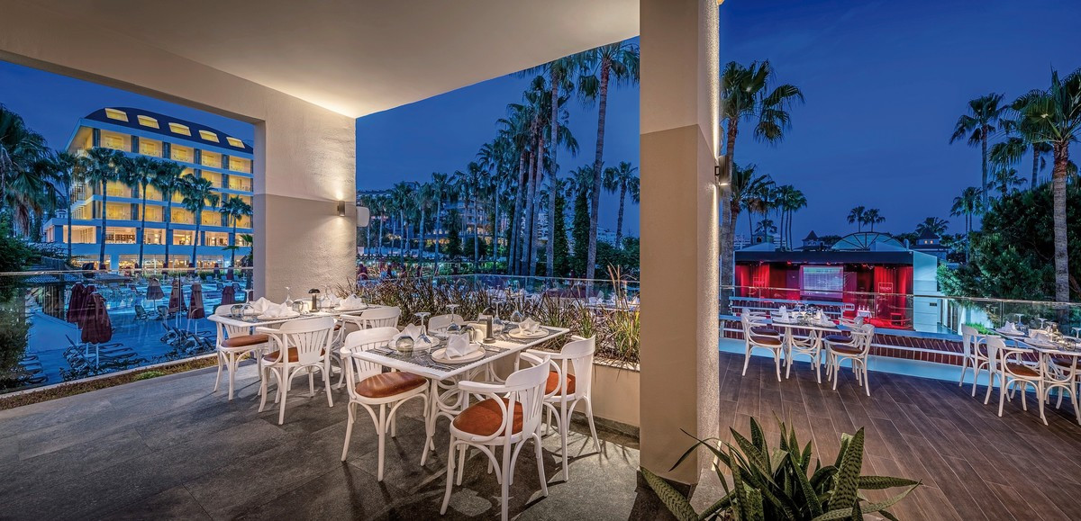 Trendy Palm Beach Adults only