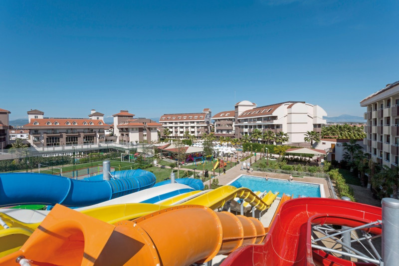 Hane Family Resort ●●●●