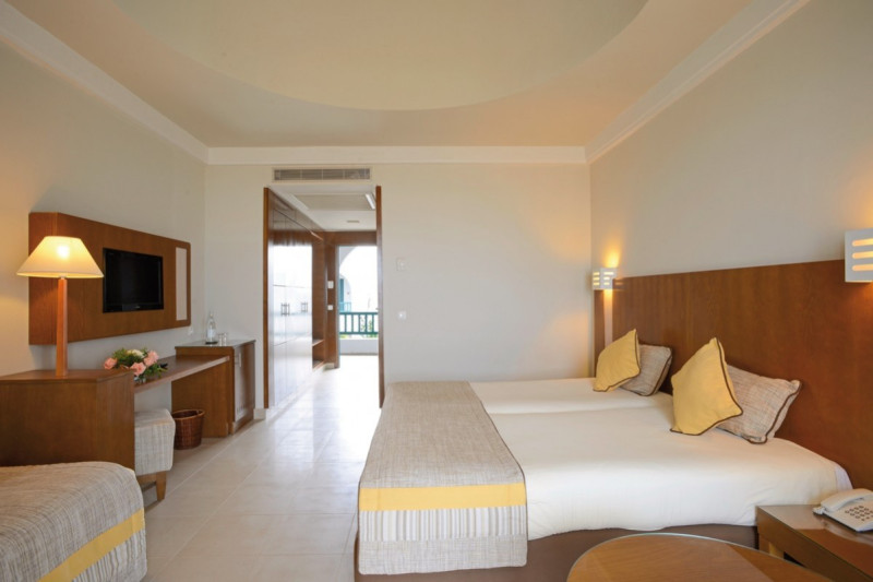 Vincci Helios Beach & Spa ●●●●