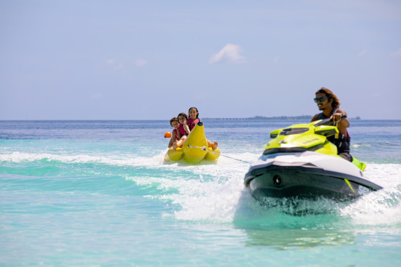 Furaveri Island Resort & Spa