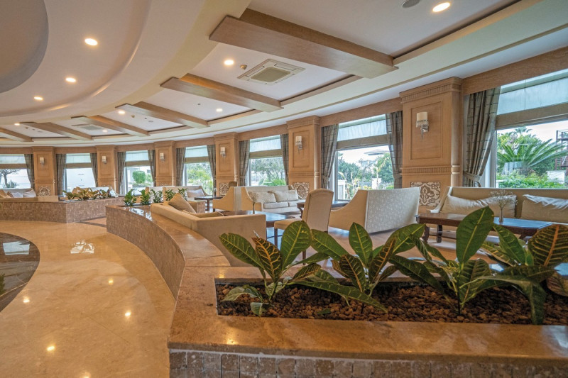 Alba Queen ●●●●●