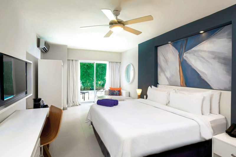 Emotions by Hodelpa Juan Dolio ●●●●