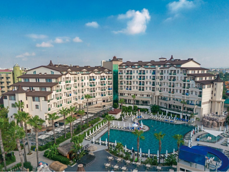 Bella Resort & Spa ●●●●●