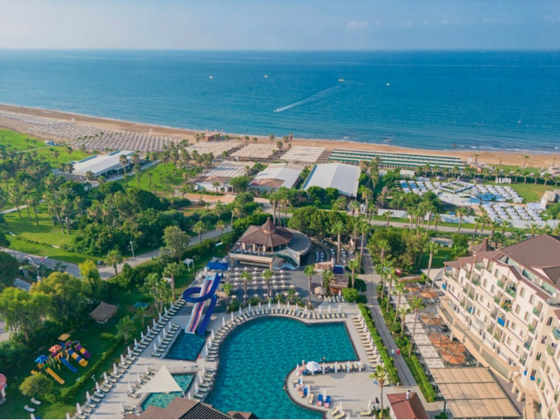 Bella Resort & Spa ●●●●●