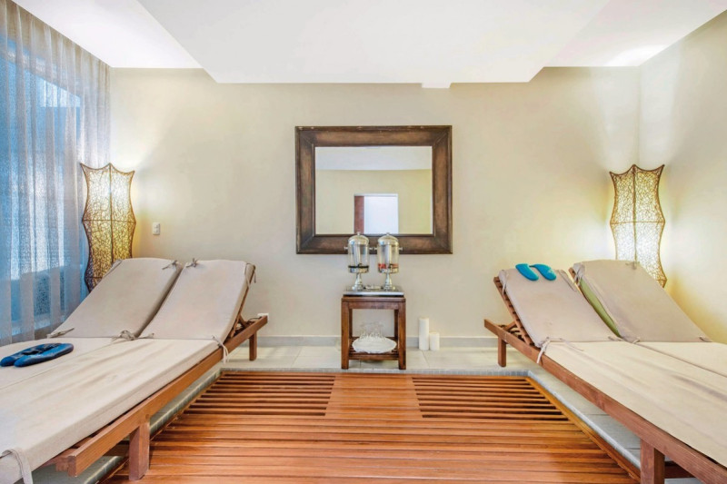 Emotions by Hodelpa Juan Dolio ●●●●