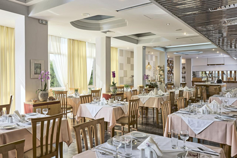 Tylissos Beach Hotel