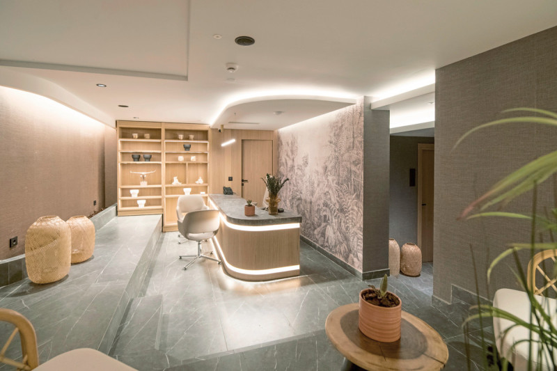 Senseana Sea Side Resort & Spa