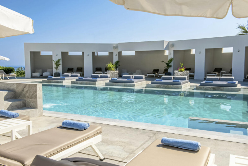 Matheo Villas & Suites