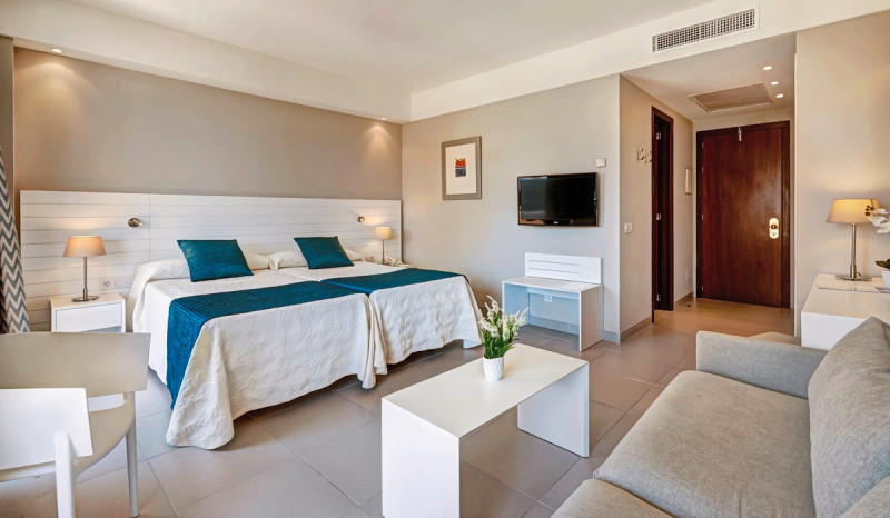 Wohnbeispiel Juniorsuite Poolblick