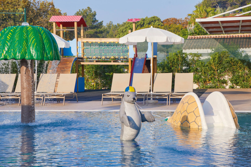 BG Tonga Tower Design Hotel & Suites