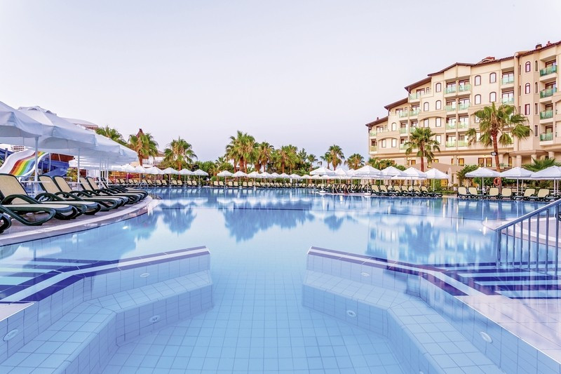 Bella Resort & Spa ●●●●●