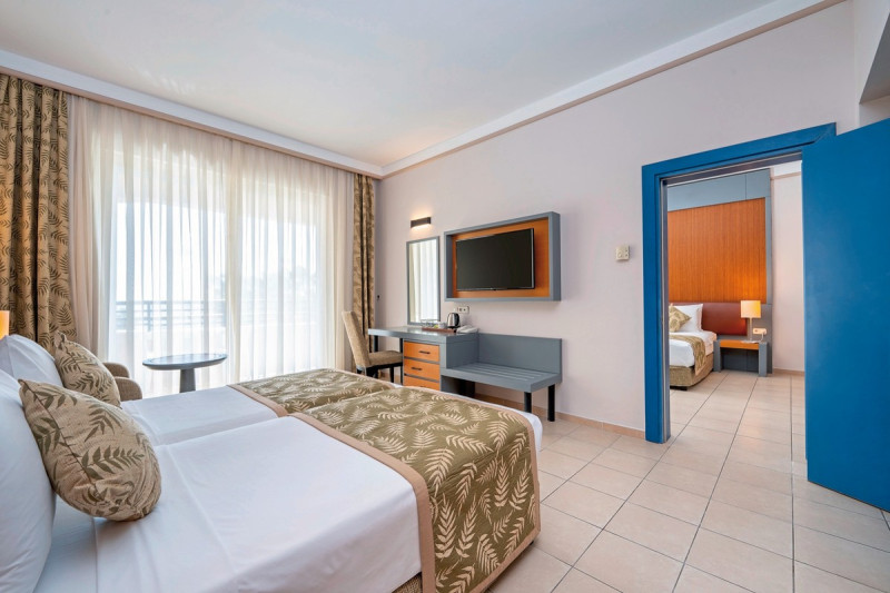 Wohnbeispiel Familienzimmer mit Verbindungst&uuml;r