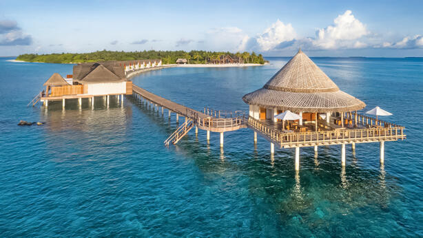 Furaveri Island Resort & Spa