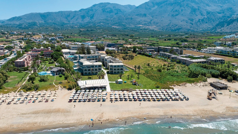 Vantaris Luxury Beach Resort