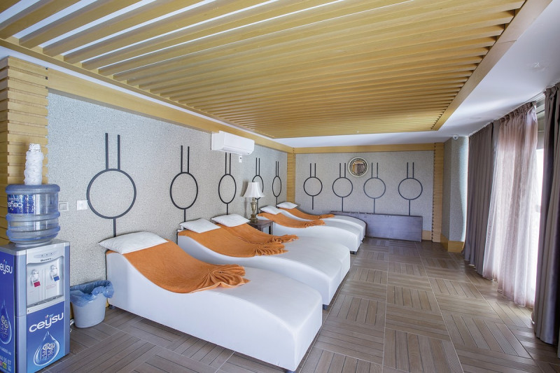 J'adore Deluxe Hotel & Spa ●●●●●