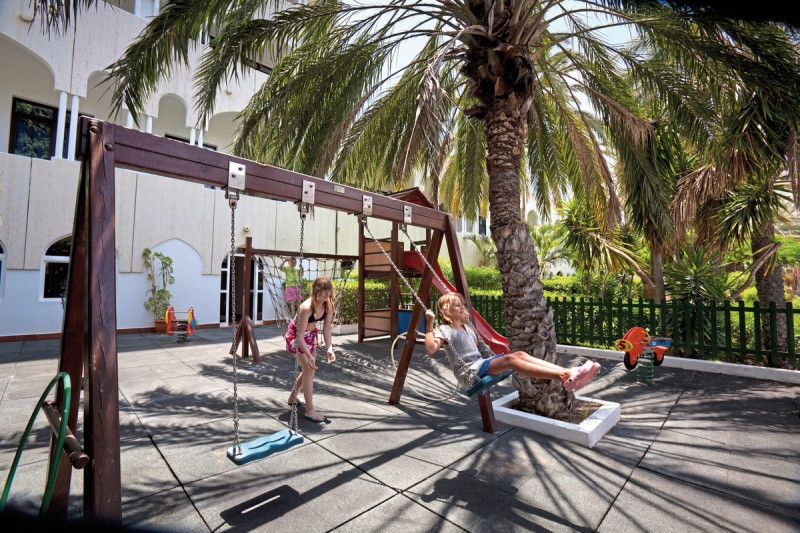 Seaside Sandy Beach ●●●●