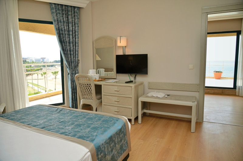 Aska Just In Beach ●●●●