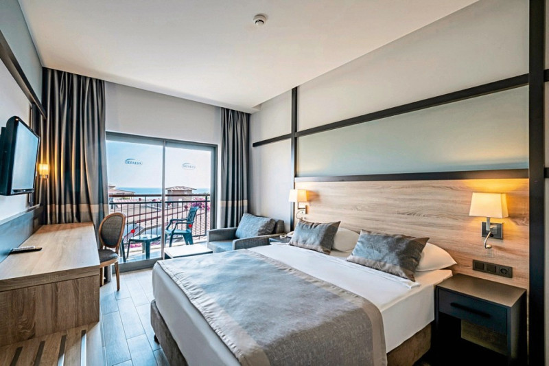 Club Dizalya ●●●●○