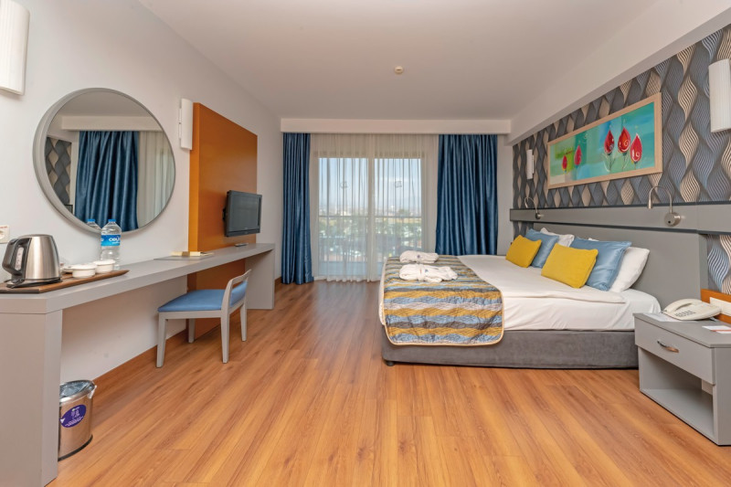 Sunis Hotel KumkÃ¶y Beach Resort ●●●●●