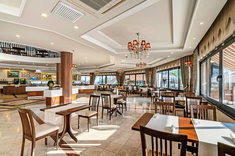 Club Dizalya ●●●●○