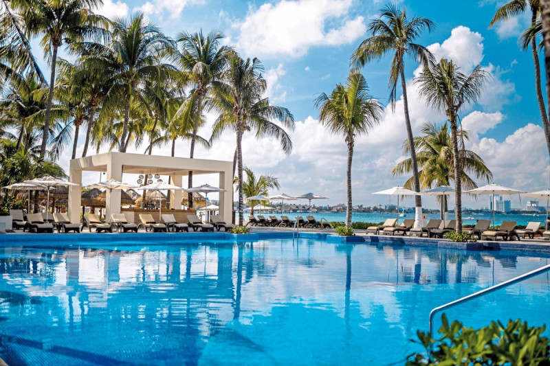 Dreams Sands Cancun Resort & Spa ●●●●●