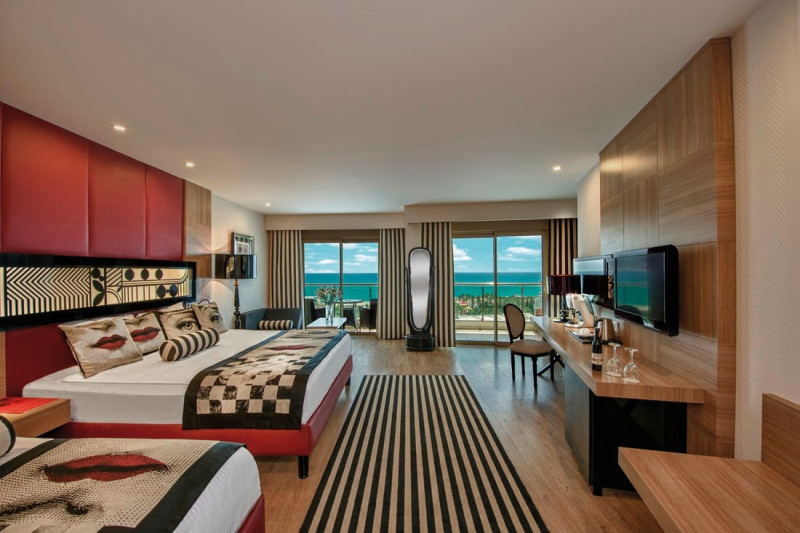 Delphin Imperial ●●●●●